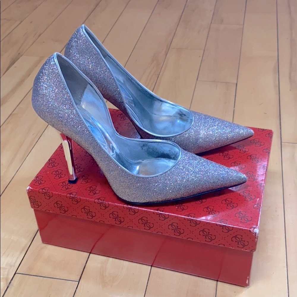 LAST REDUCTION! Guess Sparkly Heels size 8M